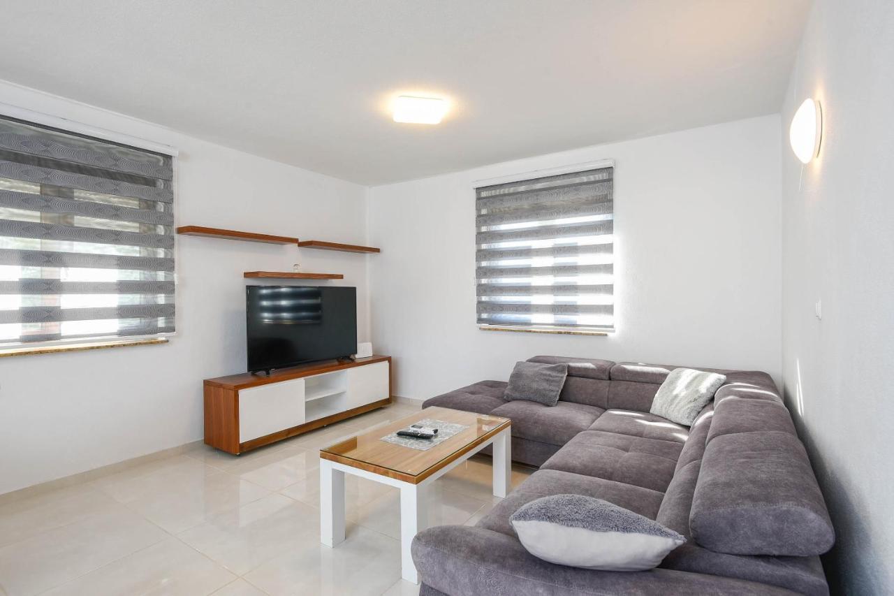 Lidija Apartmani Orebic Exterior photo